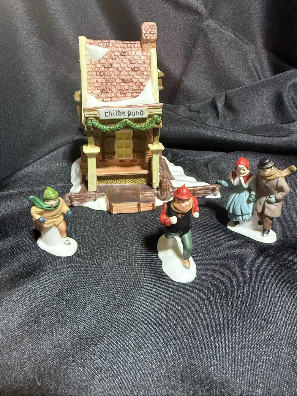 Dept 56 childe pond and skaters